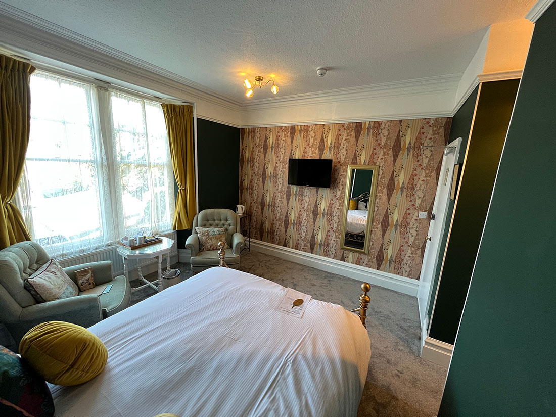 Superior King Room